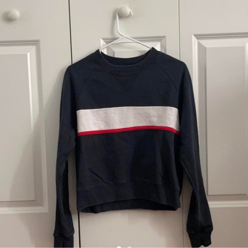 striped brandy melville crew neck